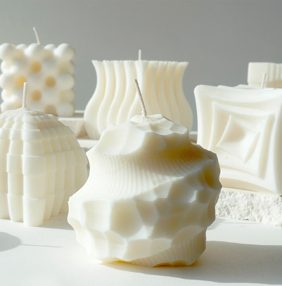Sculptural Candle - Lovely Soap (Crystal)