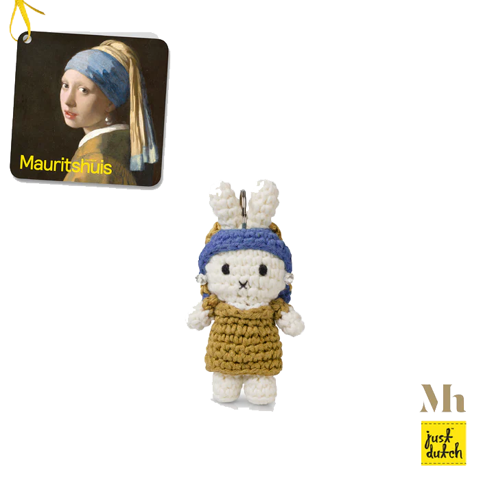 Miffy｜Girl with Pearl Earrings Keychain